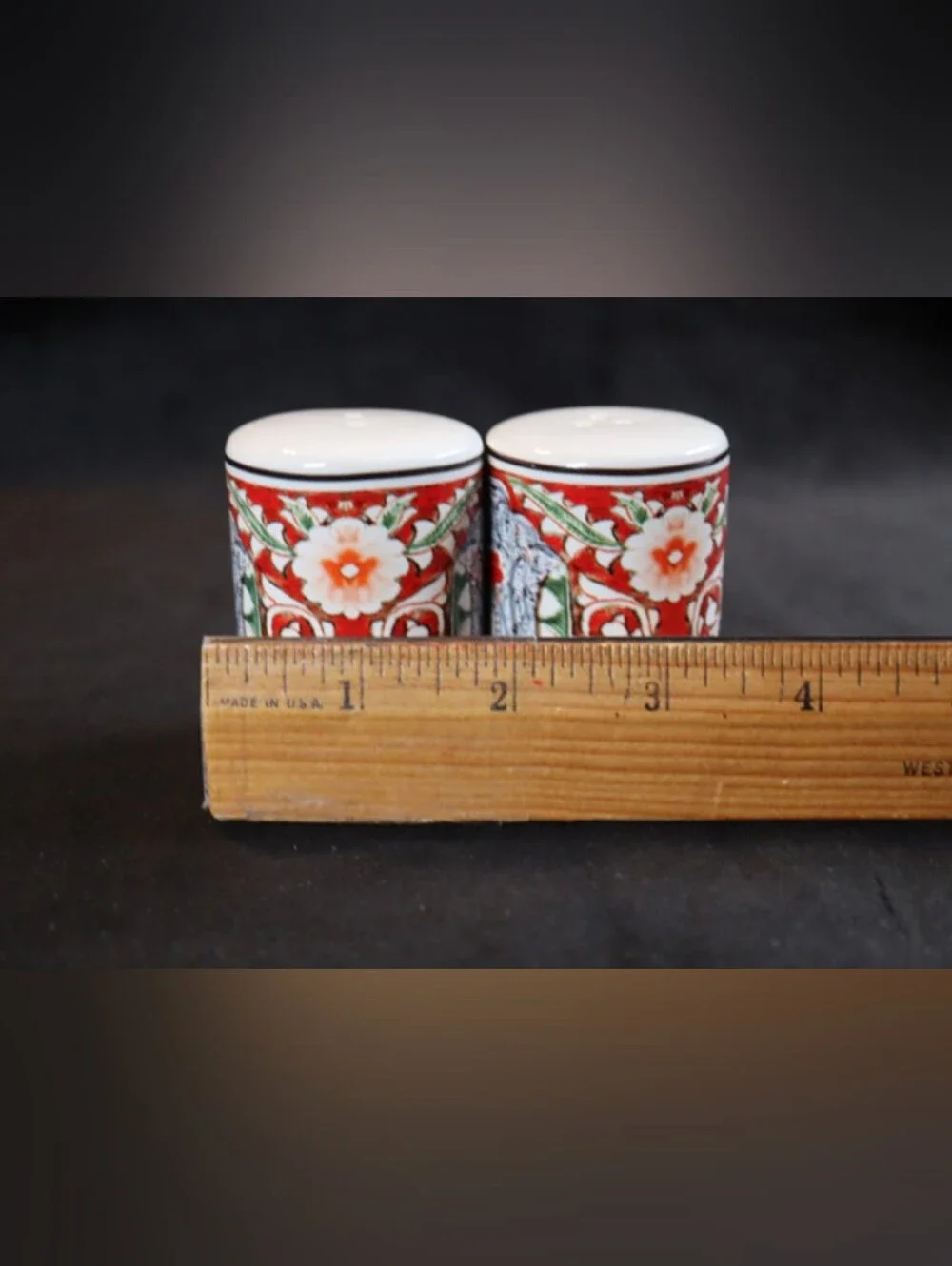 Vintage Floral Design Ceramic Salt & Pepper Shaker Set made by PB